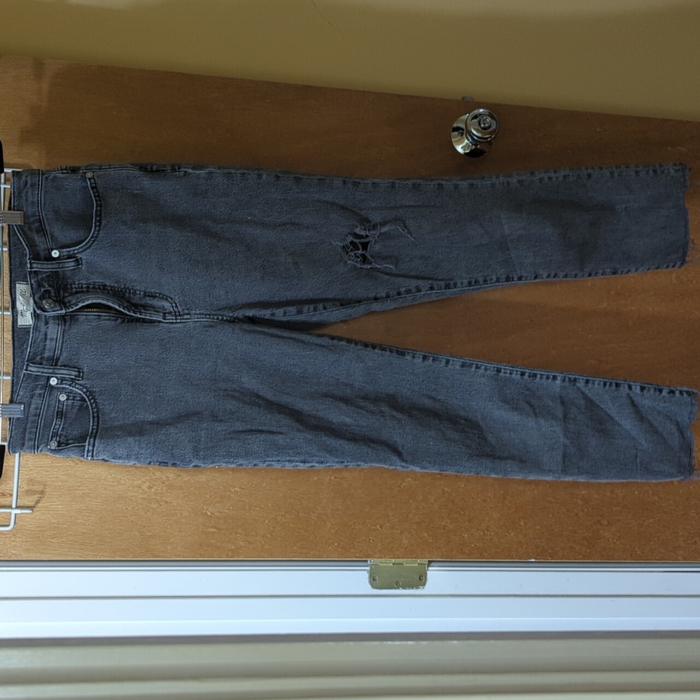 Madewell Perfect Vintage Jeans - distressed knee and hem - size 26 - dark gray